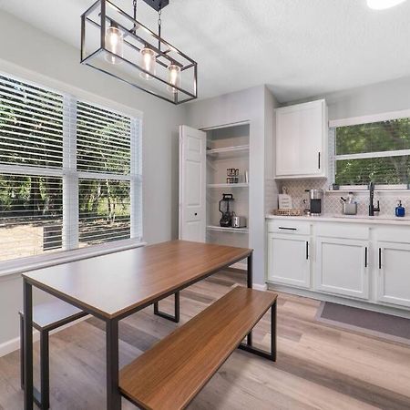 New Modern Bungalow Close To Downtown! Fully Fenced Yard St. Augustine Bagian luar foto