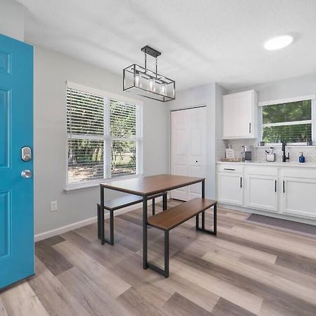 New Modern Bungalow Close To Downtown! Fully Fenced Yard St. Augustine Bagian luar foto