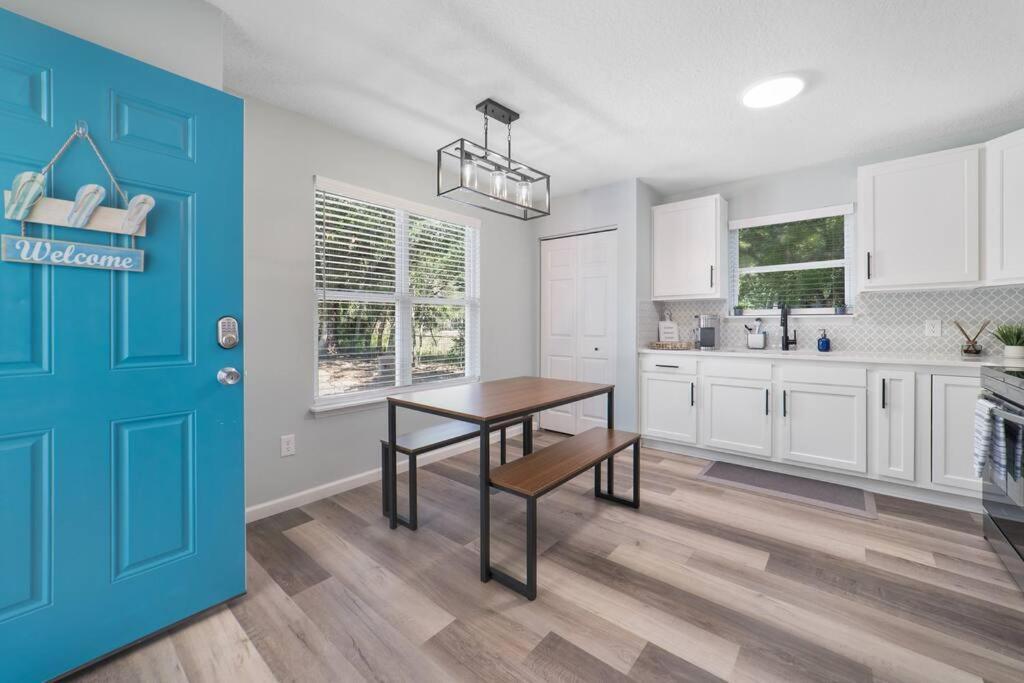 New Modern Bungalow Close To Downtown! Fully Fenced Yard St. Augustine Bagian luar foto